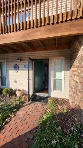 Book The Ideal Condo Near Gulley Park